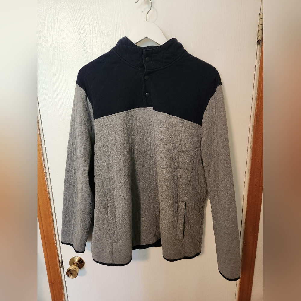 Gray and Navy XL Blue Two Tone Croft and Barrow Quarter Snap Quilted Pullover